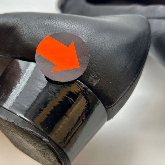 AGL ladies Leather shoes 40 Us 10 black rockstud Pumps capsule modern minimalist - Picture 12 of 14